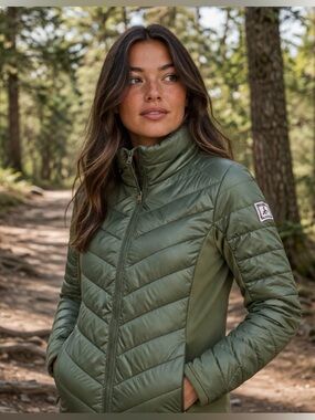 Hollister Olive Puffer Jacket - Size Small